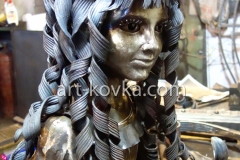 Скульптура кованая. Мальвина